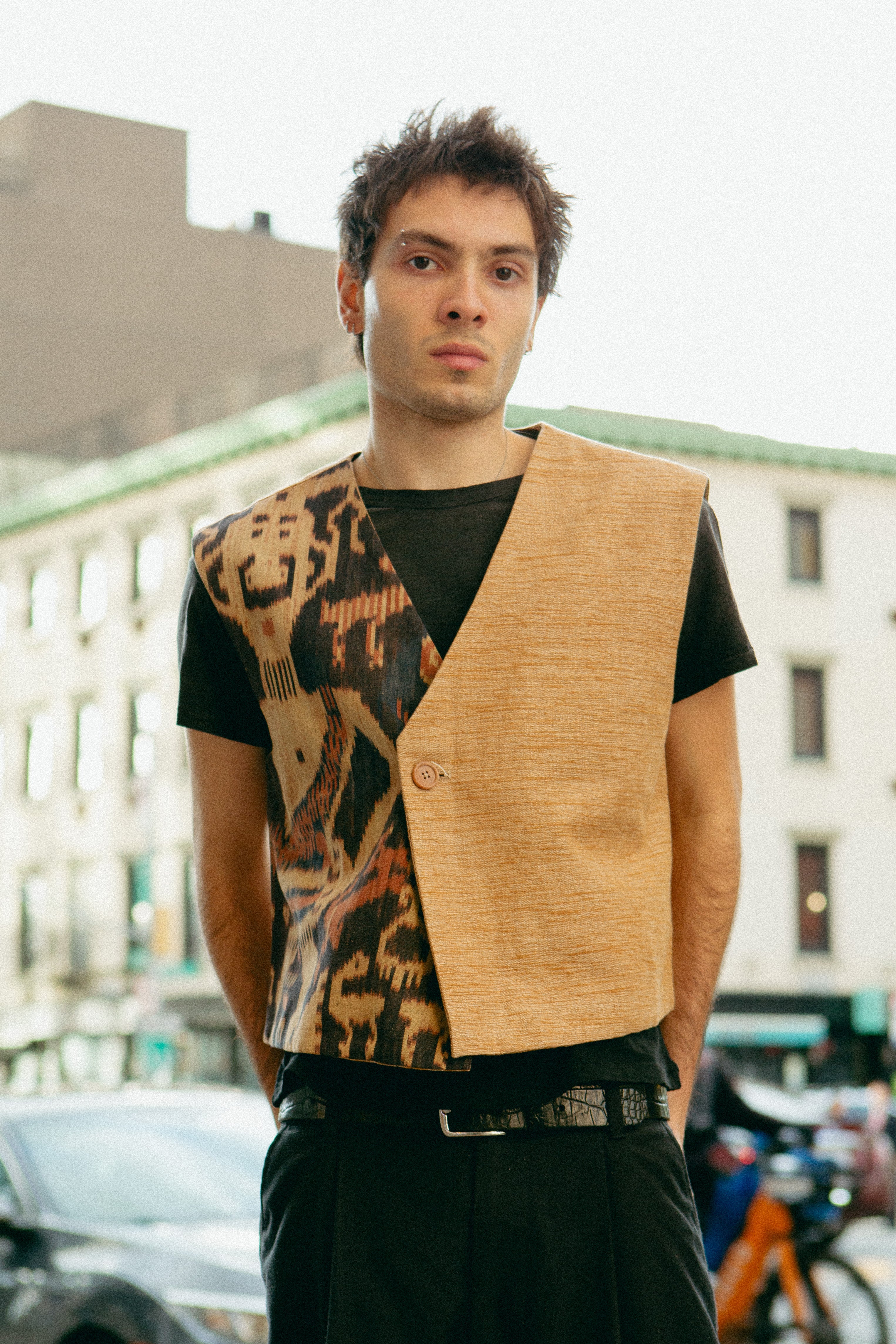 Ikat Vest